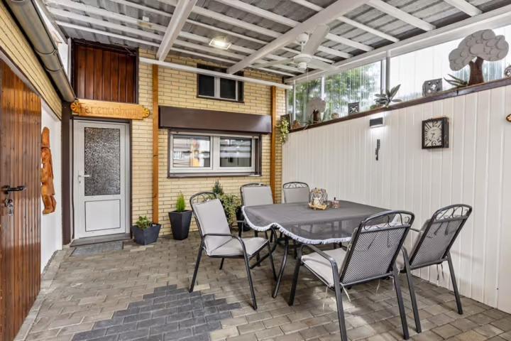 Christels Ferienwohnung 2 In Thale Mit Ueberdachter Terrasse, Kueche Mit Tv & Geschirrspueler エクステリア 写真
